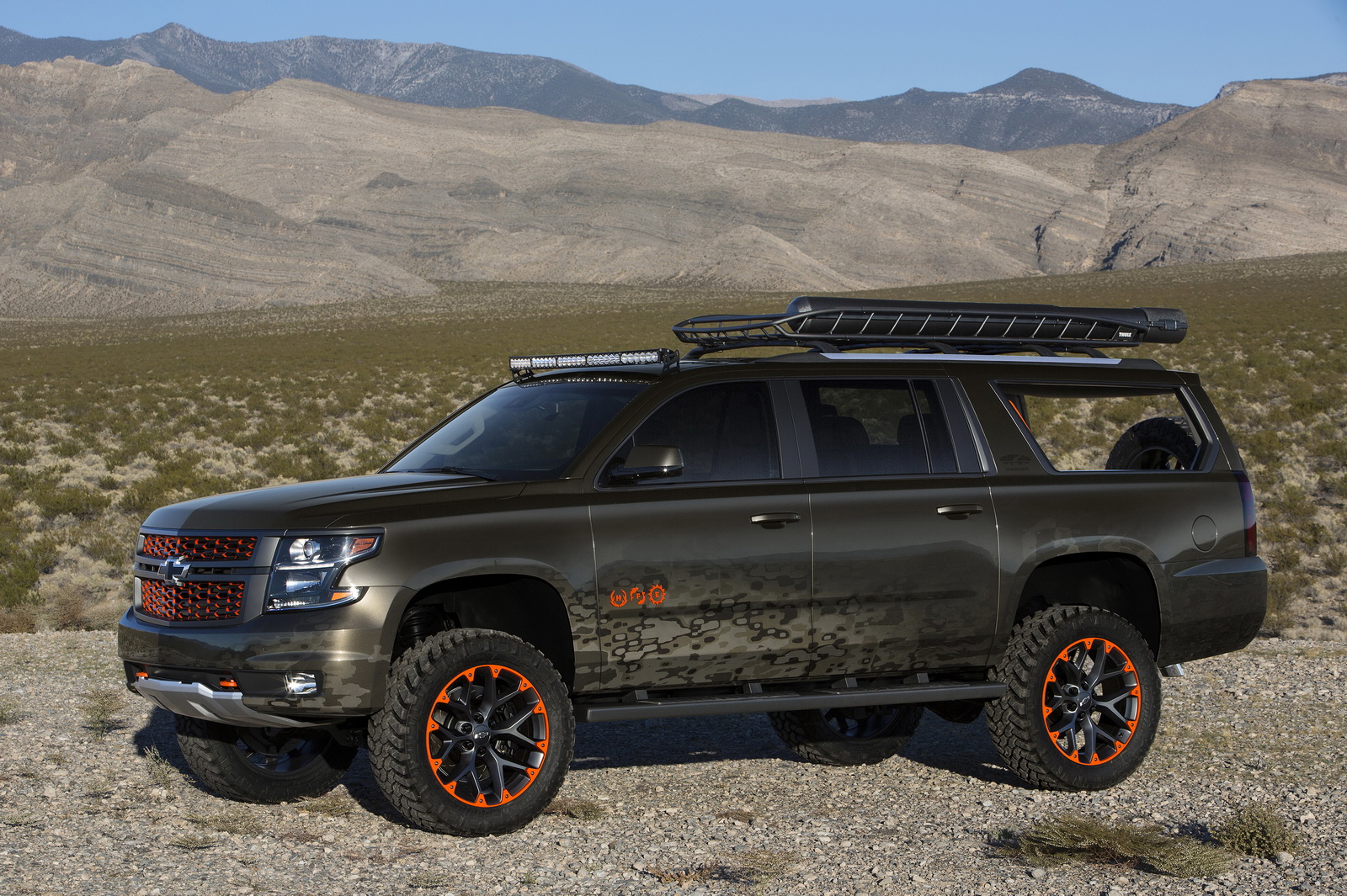 Country music superstar Luke Bryan has teamed up with Chevrolet to create a bold, stylized Suburban concept introduced at the 2017 SEMA Show. The concept speaks to Luke’s “Huntin, Fishin’ and Lovin’ Every Day” outlook.