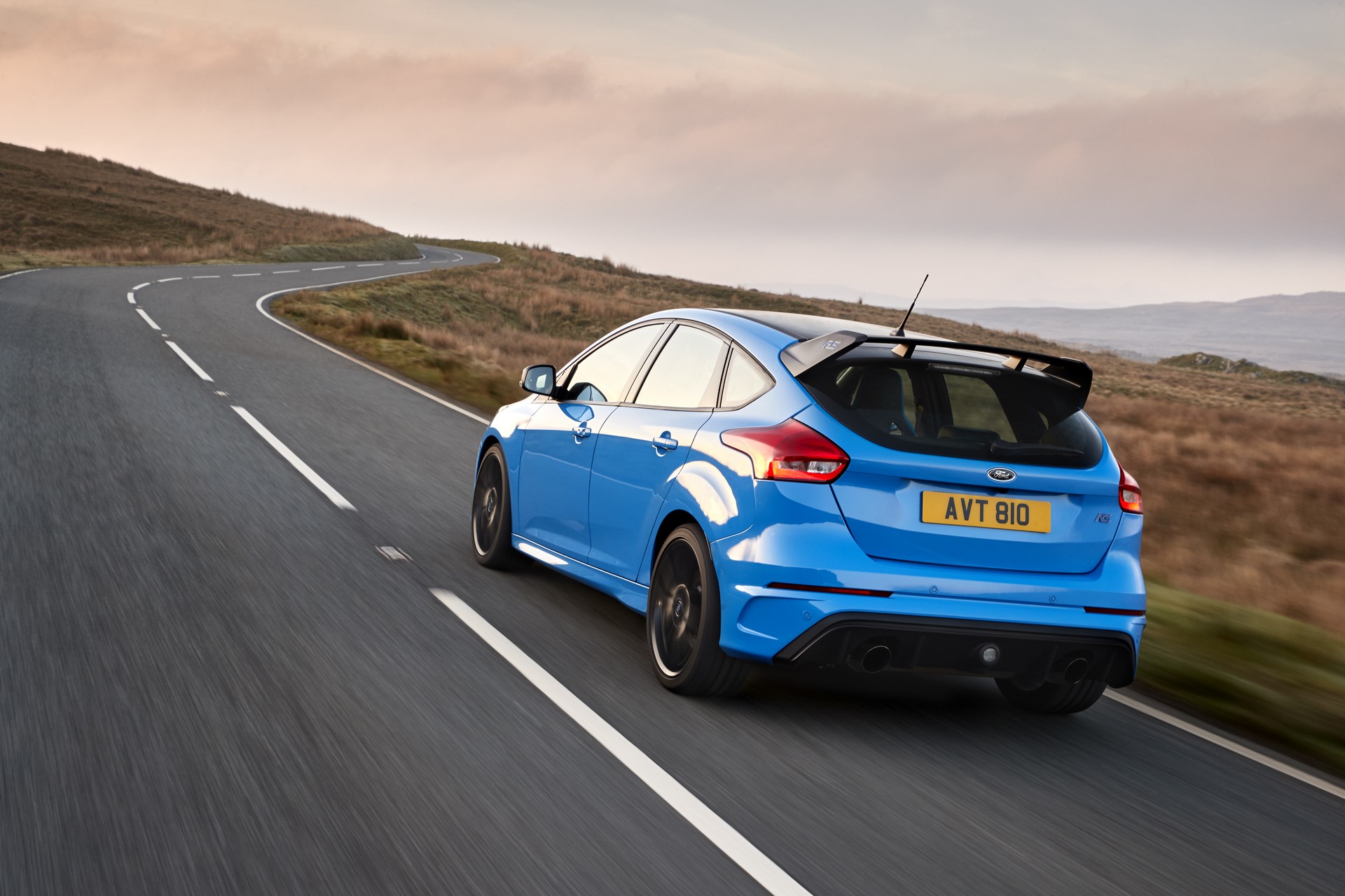 New Ford Focus RS Option Pack Delivers Even More Fun to Drive Experience