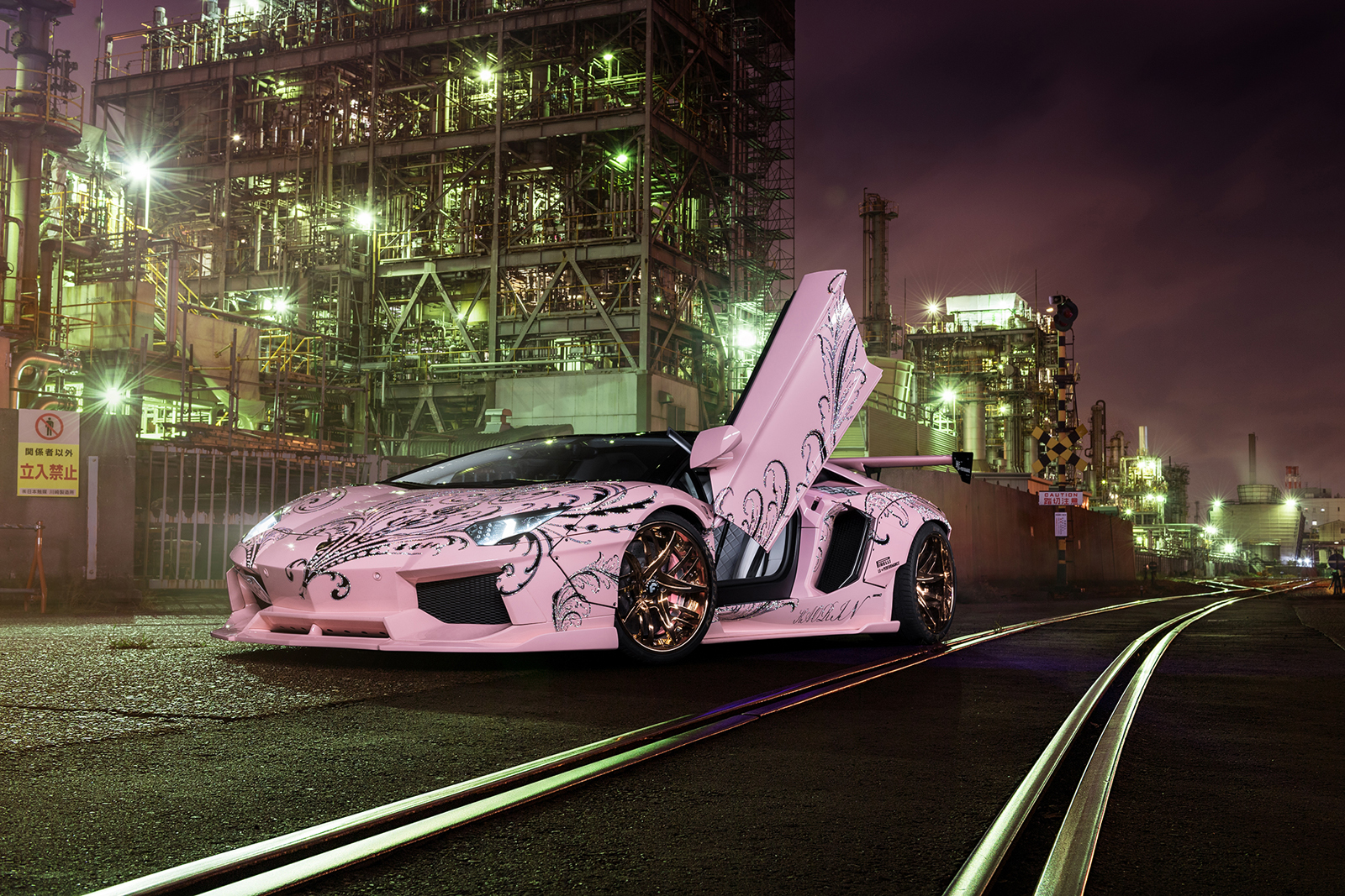 Forgiato_pink_Lamborghini_Aventador_1