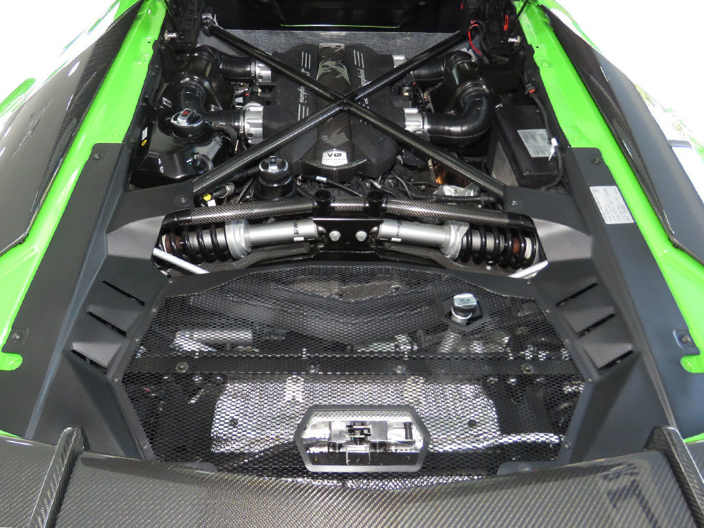 Lamborghini_Aventador_SV_Roadster_for_sale34