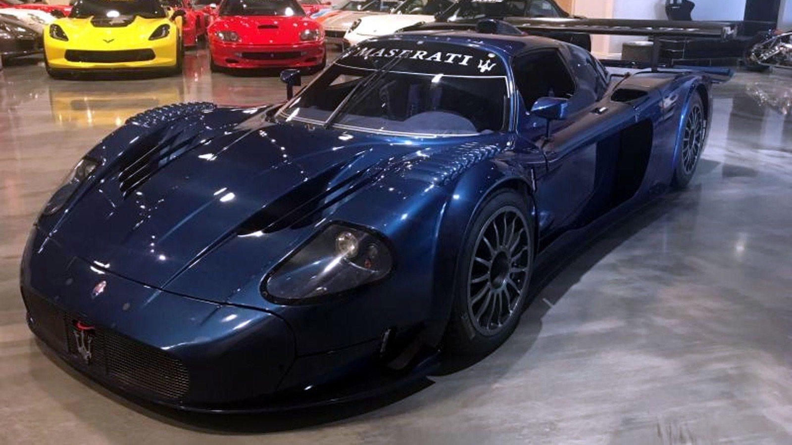 2006_Maserati_MC12_Corsa_05