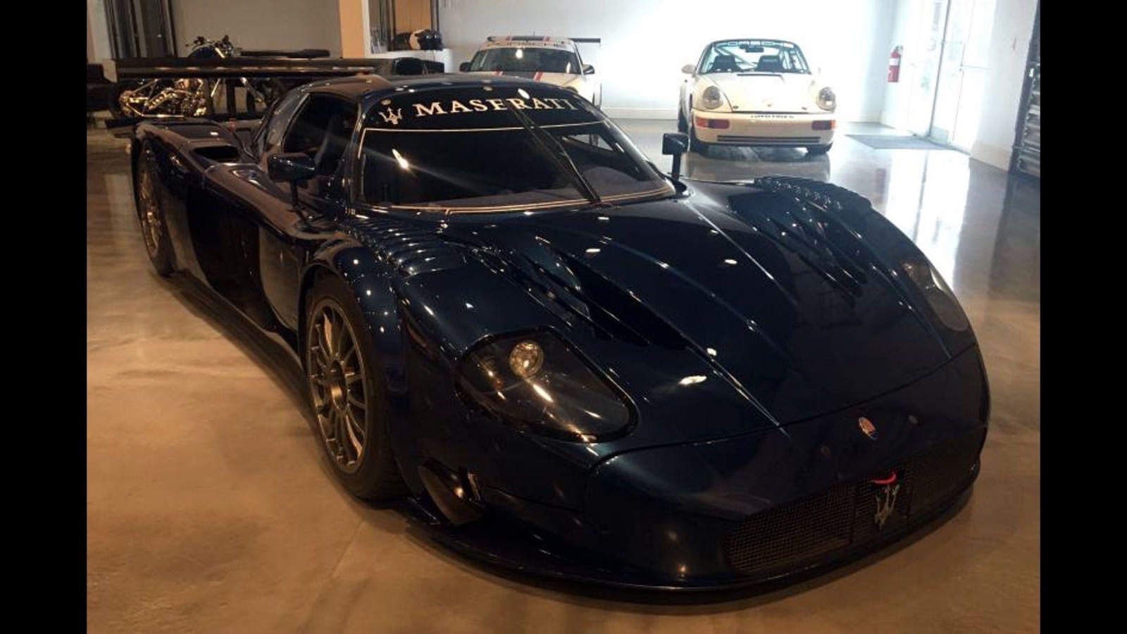 2006_Maserati_MC12_Corsa_08