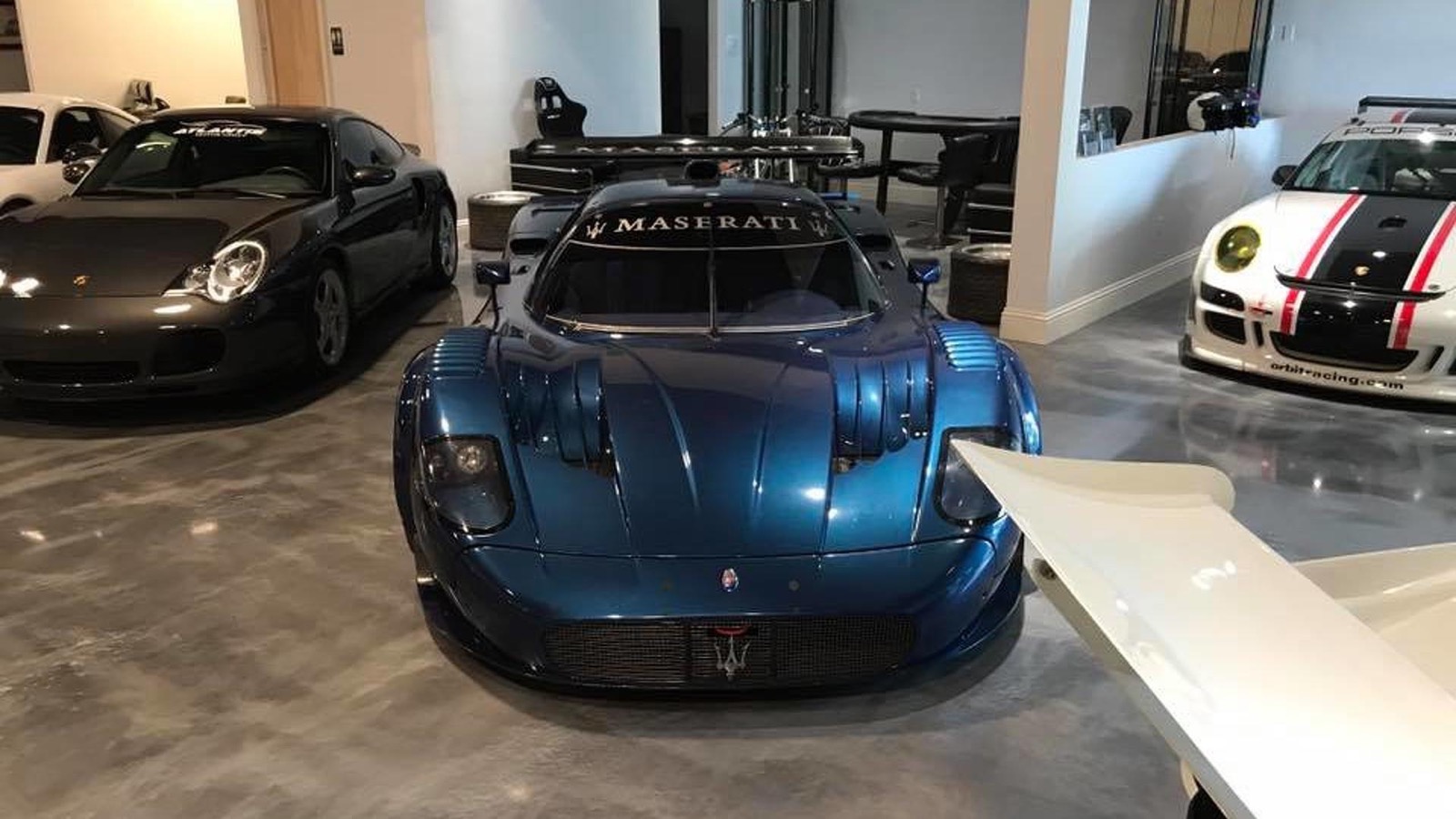 2006_Maserati_MC12_Corsa_25