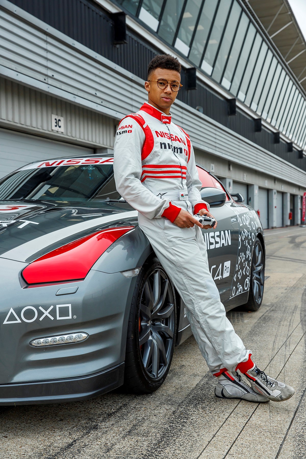 World-first PlayStation®-controlled Nissan GT-R achieves 130+mph run around Silverstone