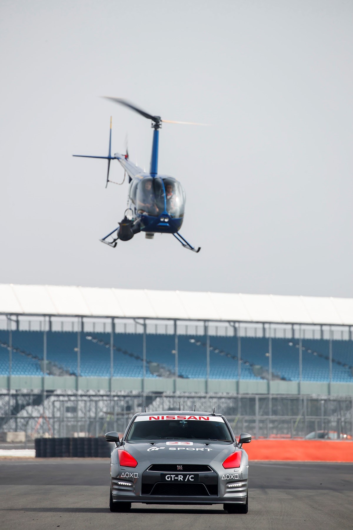 World-first PlayStation®-controlled Nissan GT-R achieves 130+mph run around Silverstone