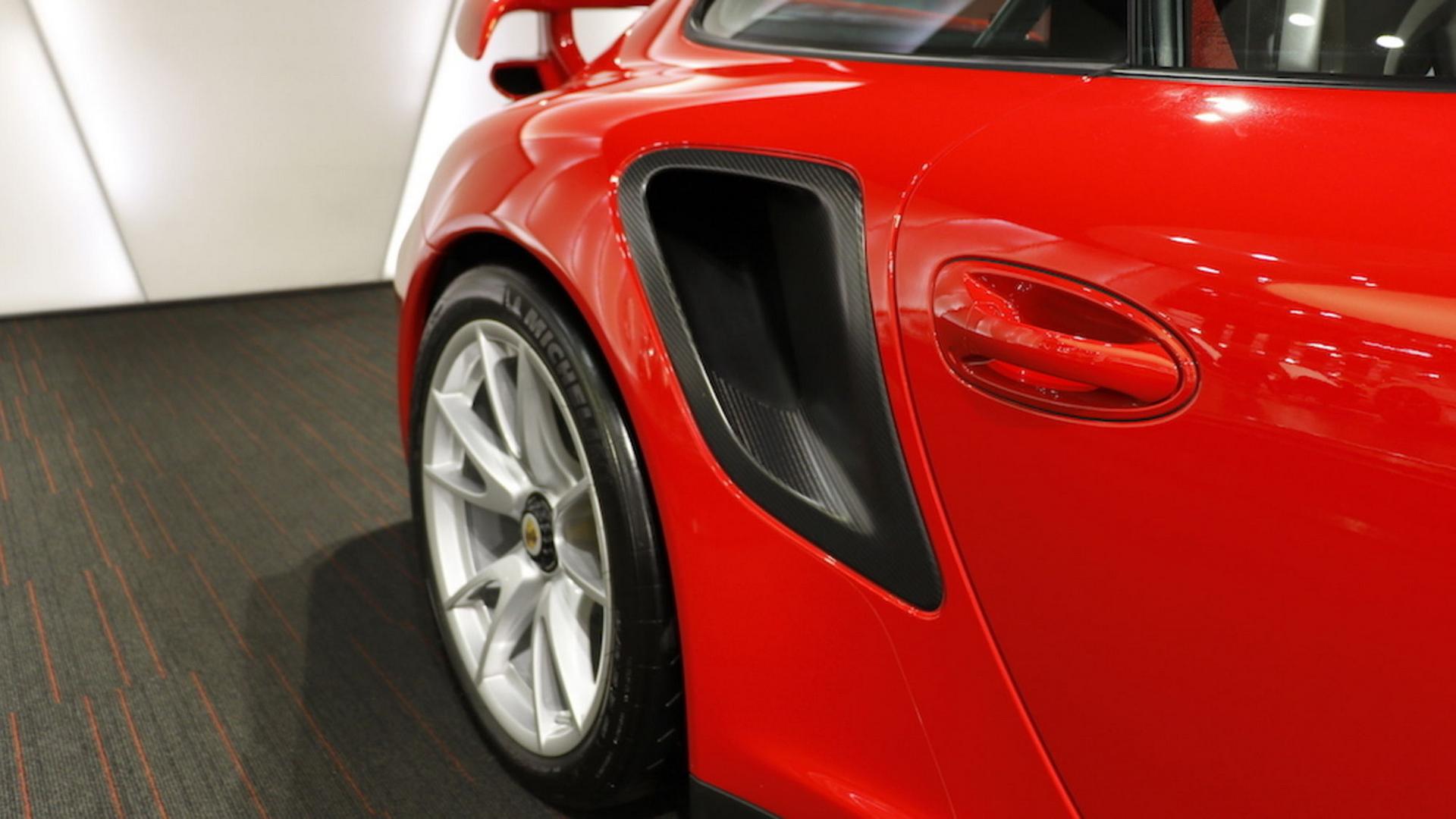 2011_Porsche_911_GT2_RS_for_sale_18