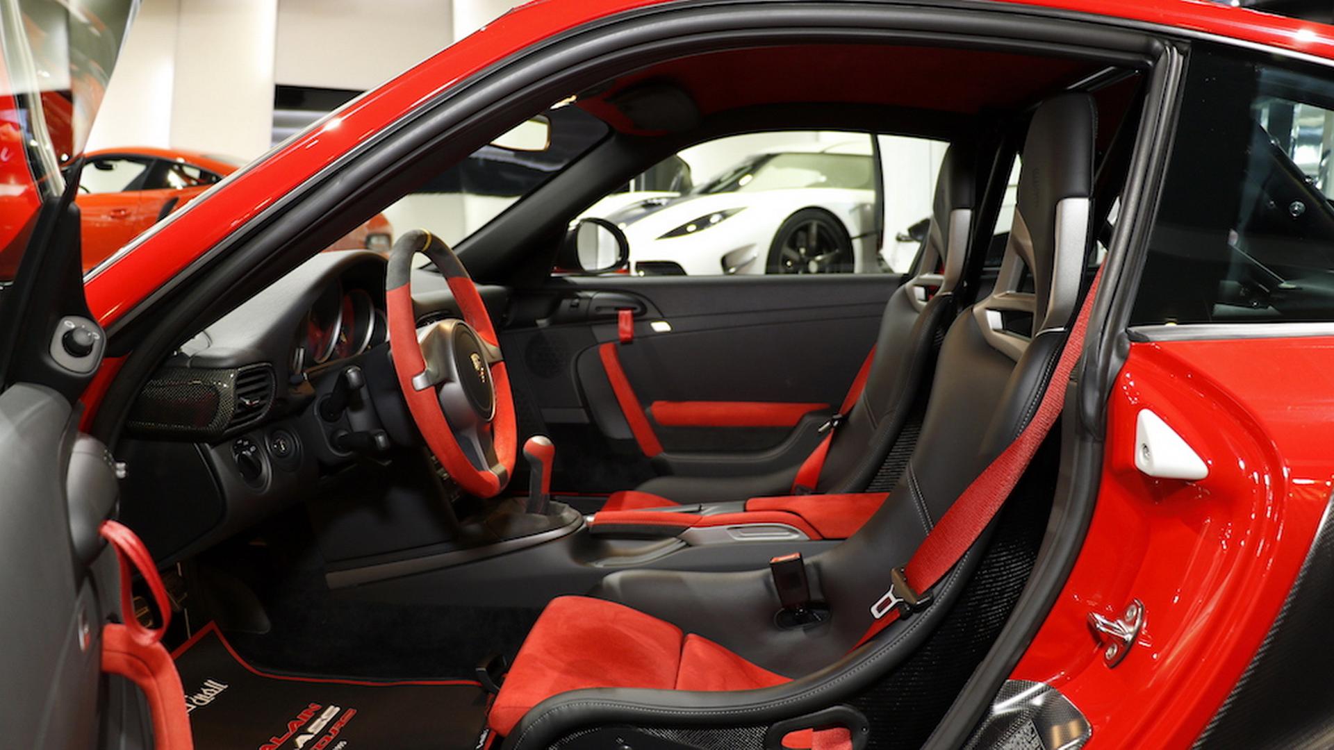 2011_Porsche_911_GT2_RS_for_sale_23