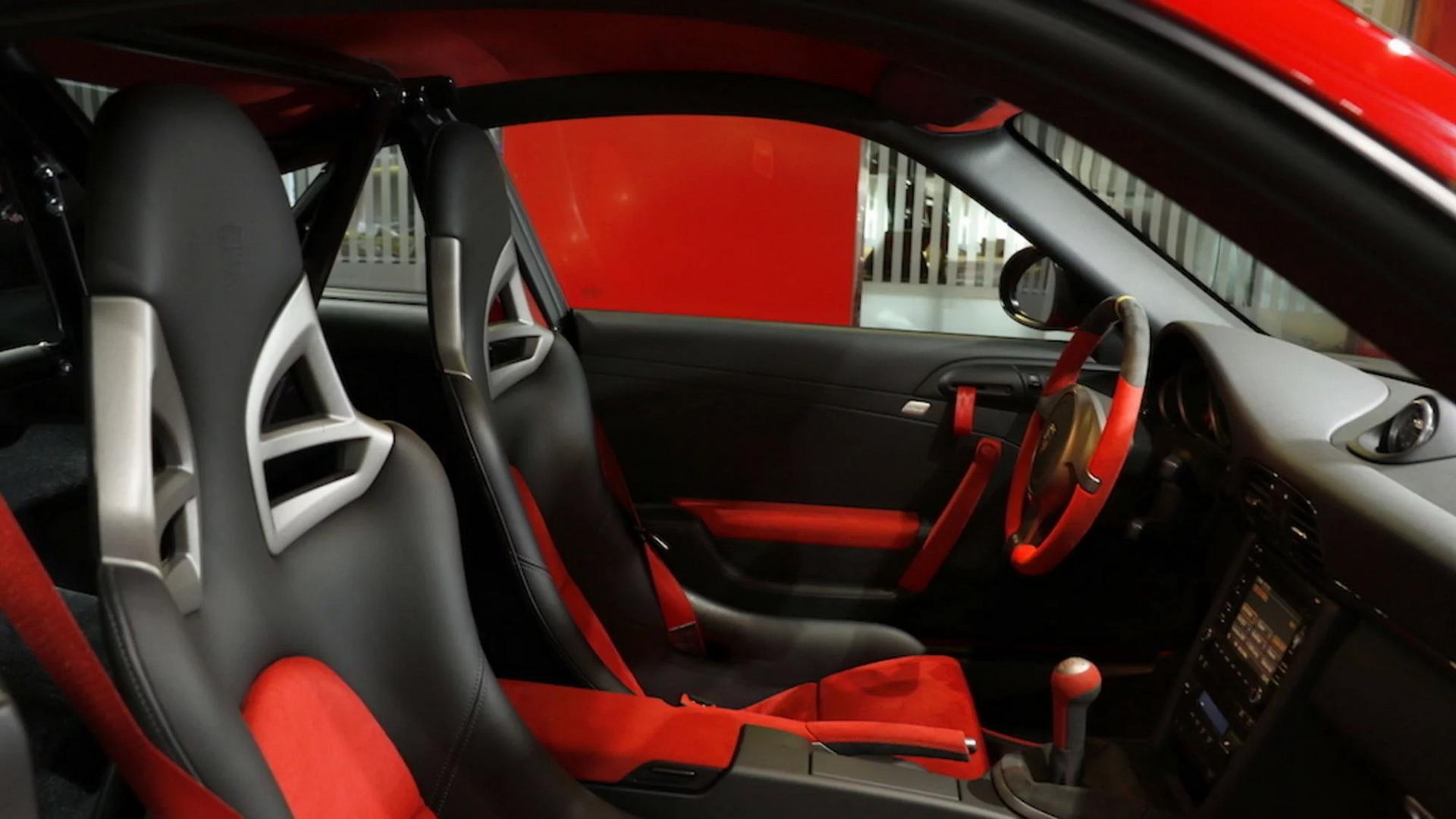 2011_Porsche_911_GT2_RS_for_sale_25