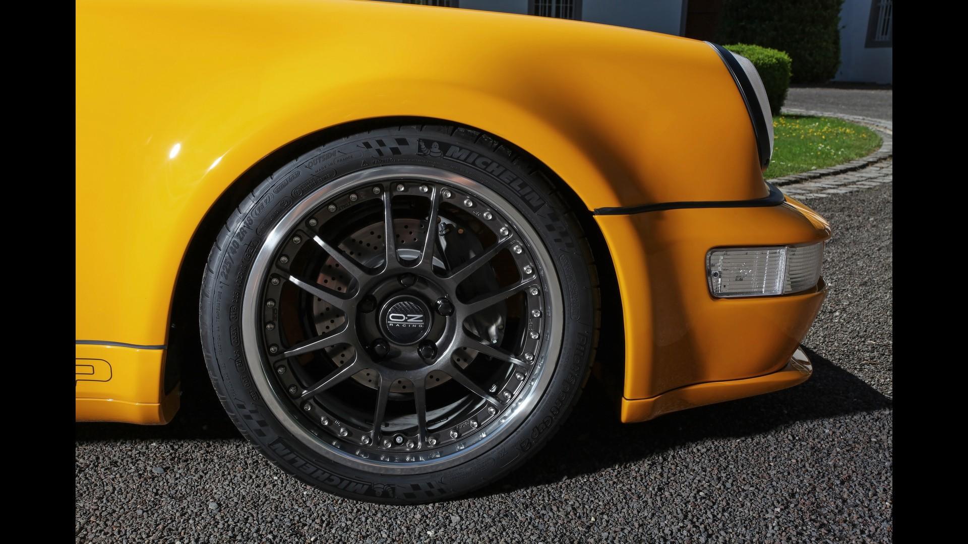 Porsche_911_by_DP_Motorsport_14