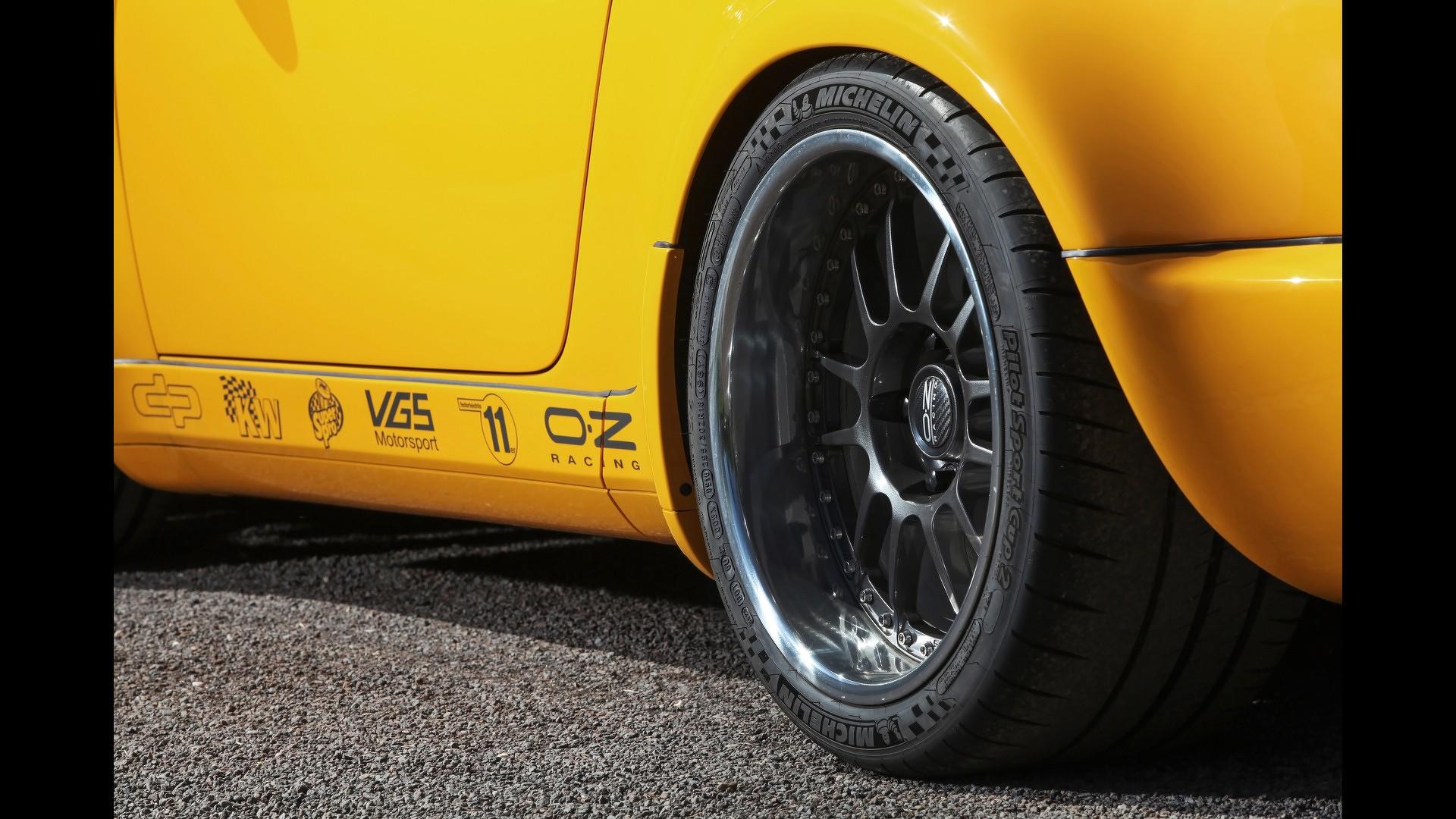 Porsche_911_by_DP_Motorsport_15