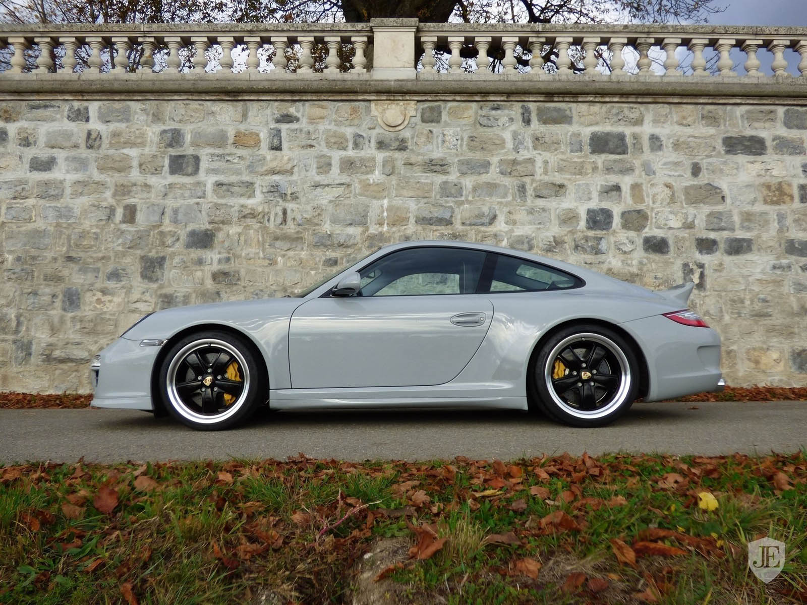 Porsche_911_Sport_Classic_02