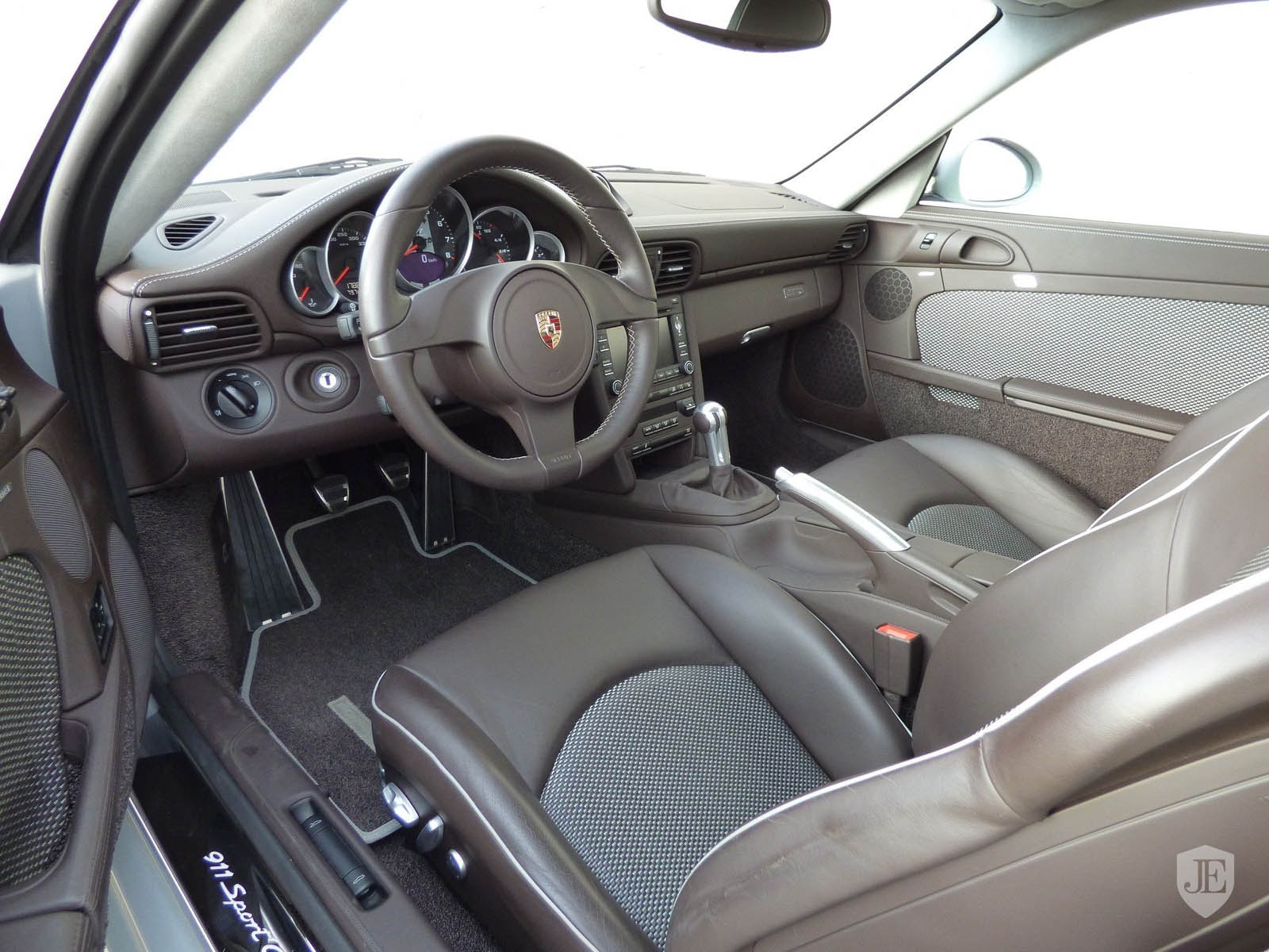 Porsche_911_Sport_Classic_10