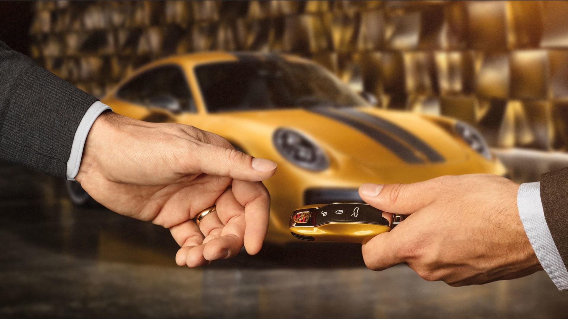 Porsche_911_Turbo_S_Exclusive_Series_01