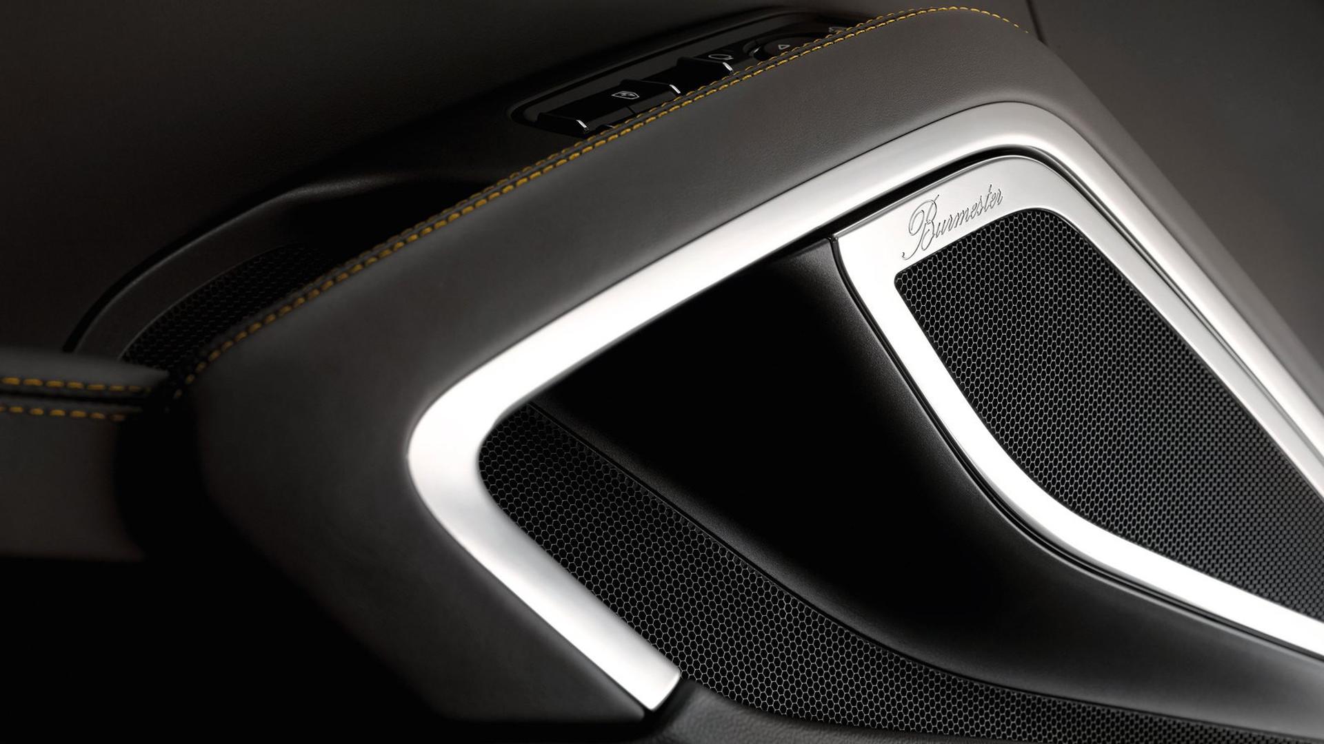Porsche_911_Turbo_S_Exclusive_Series_30