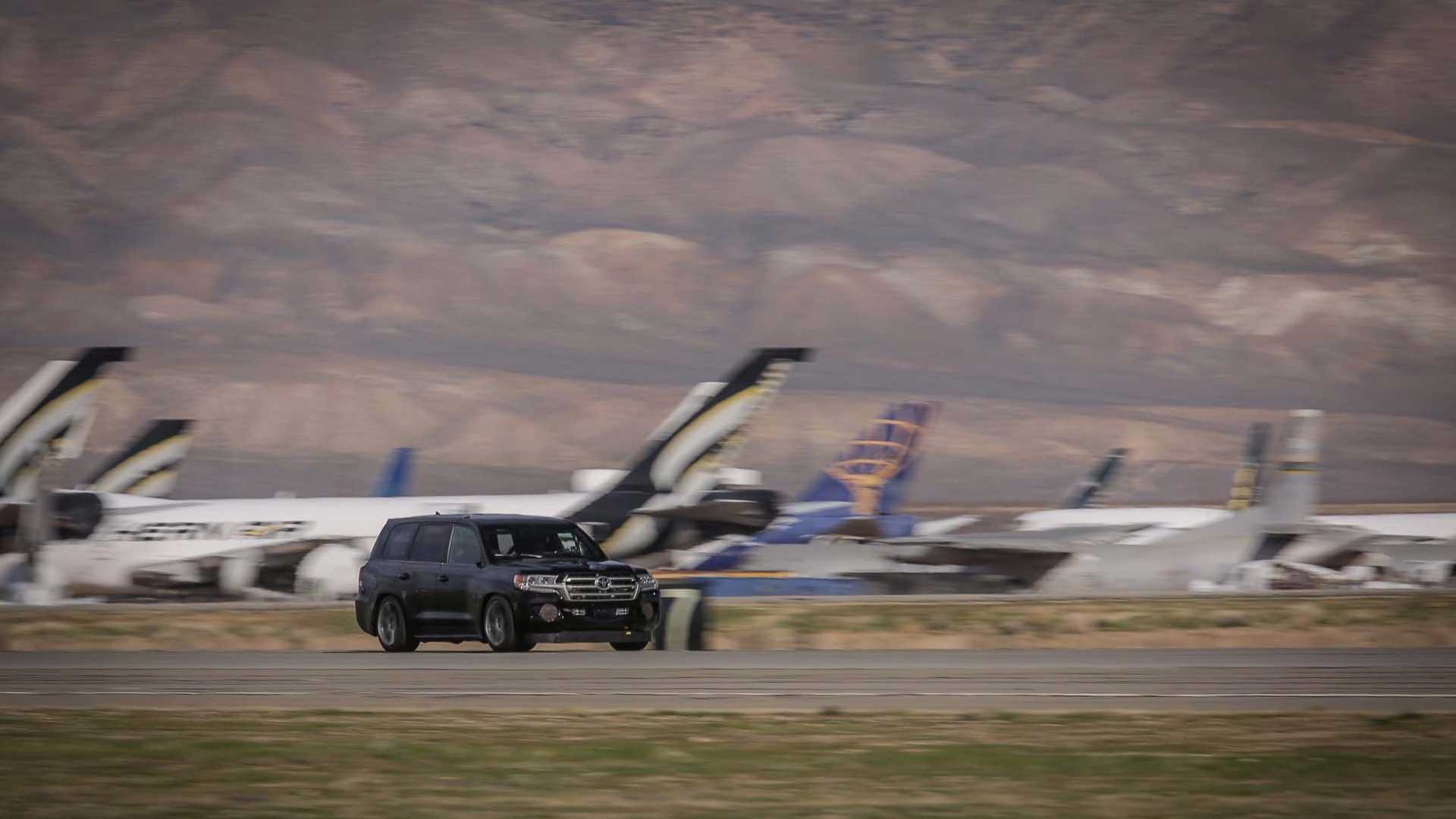 Toyota_Land_Cruiser_Speed_Record_06