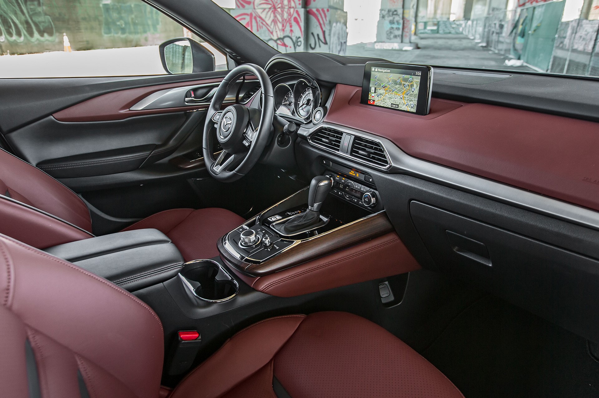 2016-Mazda-CX-9-Signature-AWD-interior