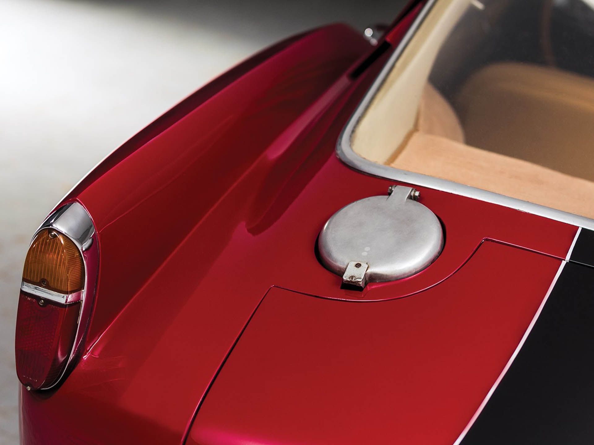 1957_Ferrari_250_GT_Berlinetta_Competizione_Tour_de_France_by_Scaglietti_0002