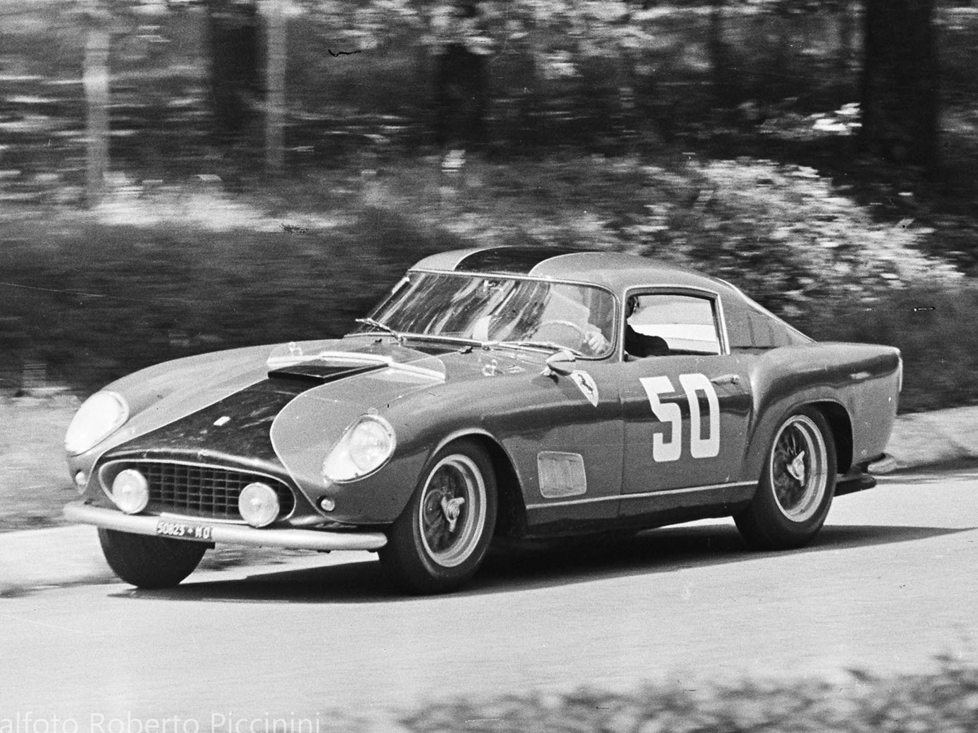 1957_Ferrari_250_GT_Berlinetta_Competizione_Tour_de_France_by_Scaglietti_0056