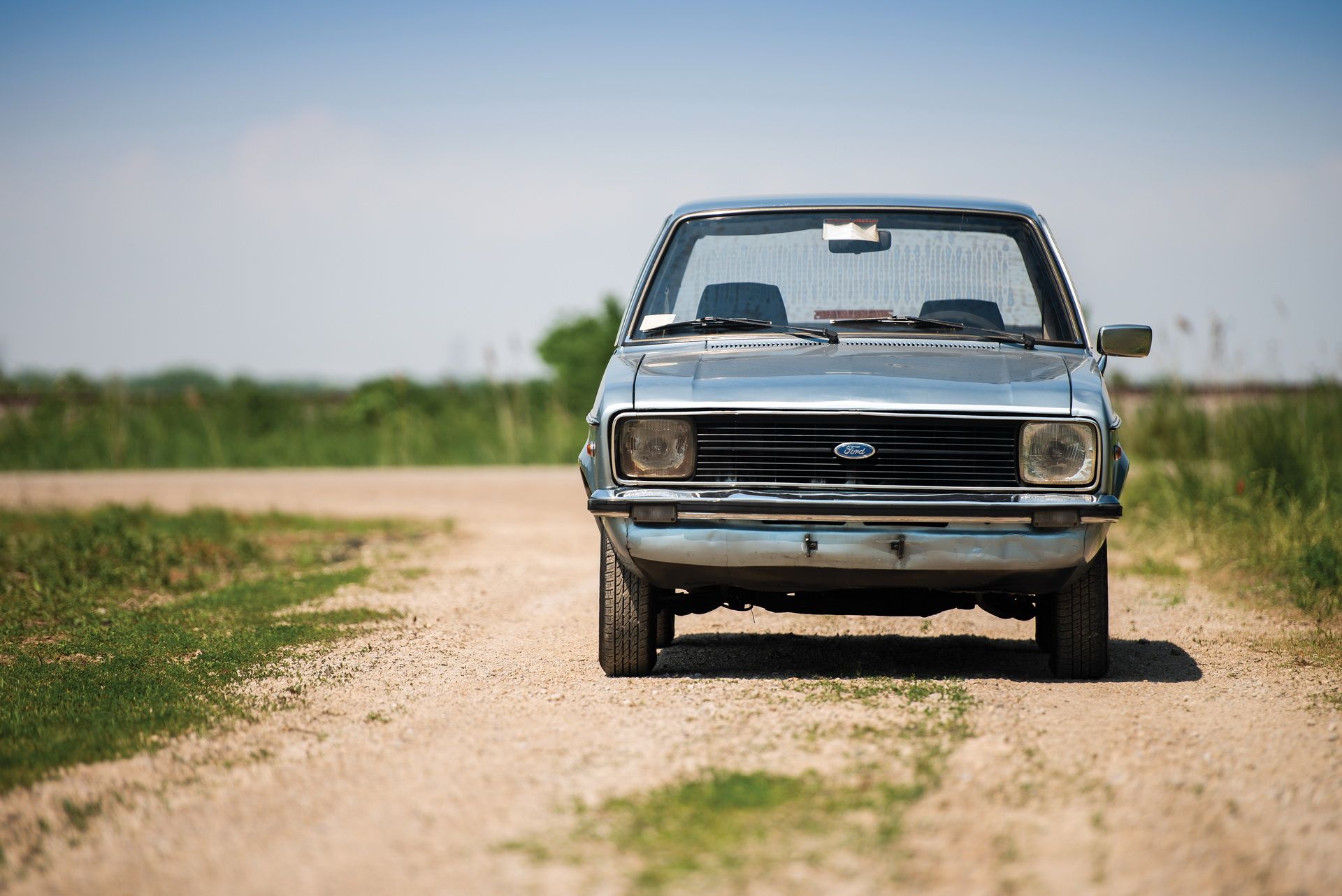 1976_Ford_Escort_1100_GL_Sedan_0012