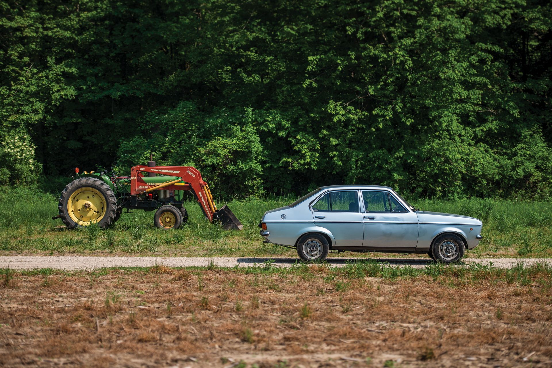 1976_Ford_Escort_1100_GL_Sedan_0014