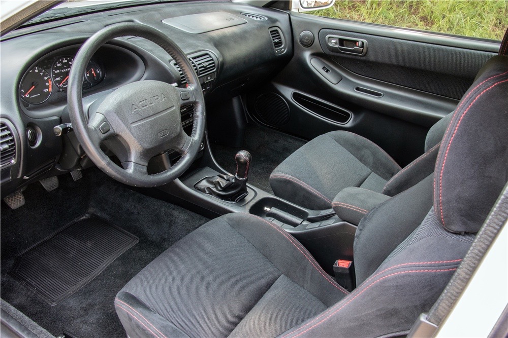 1997_Acura_Integra_R_Auction_04