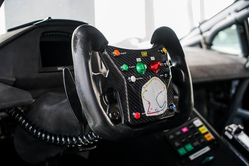 2016_Lamborghini_Huracan_Super_Trofeo_sale_10