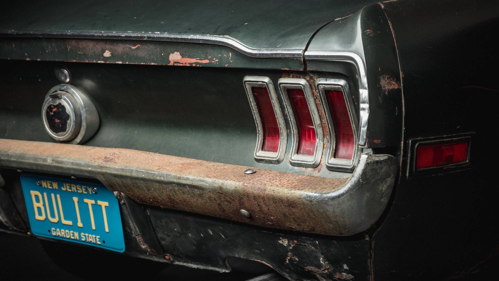 1968_Ford_Mustang_Bullit_original_movie_car_0012