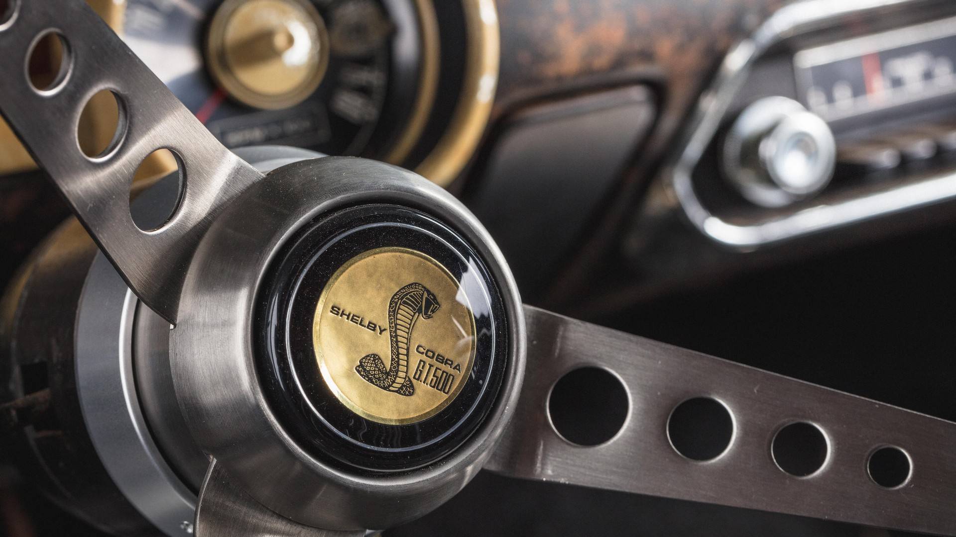 1968_Ford_Mustang_Bullit_original_movie_car_0018