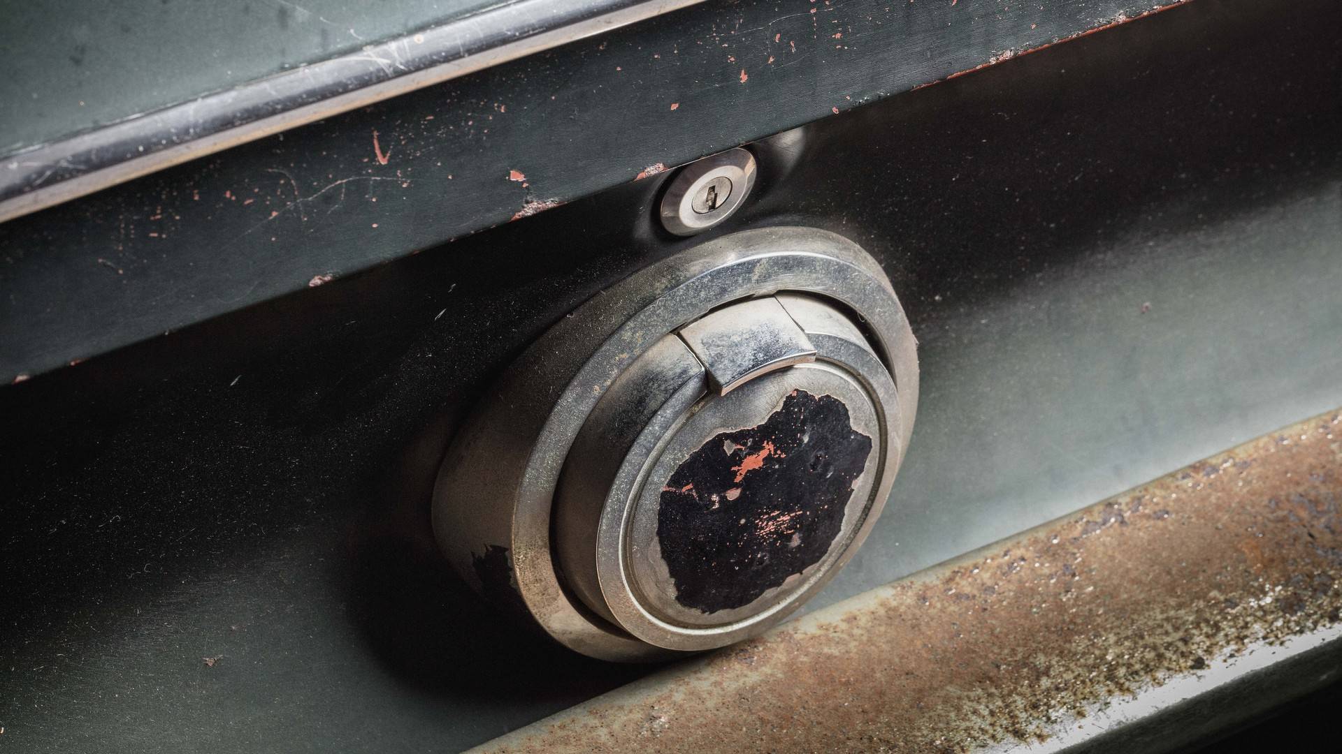 1968_Ford_Mustang_Bullit_original_movie_car_0022