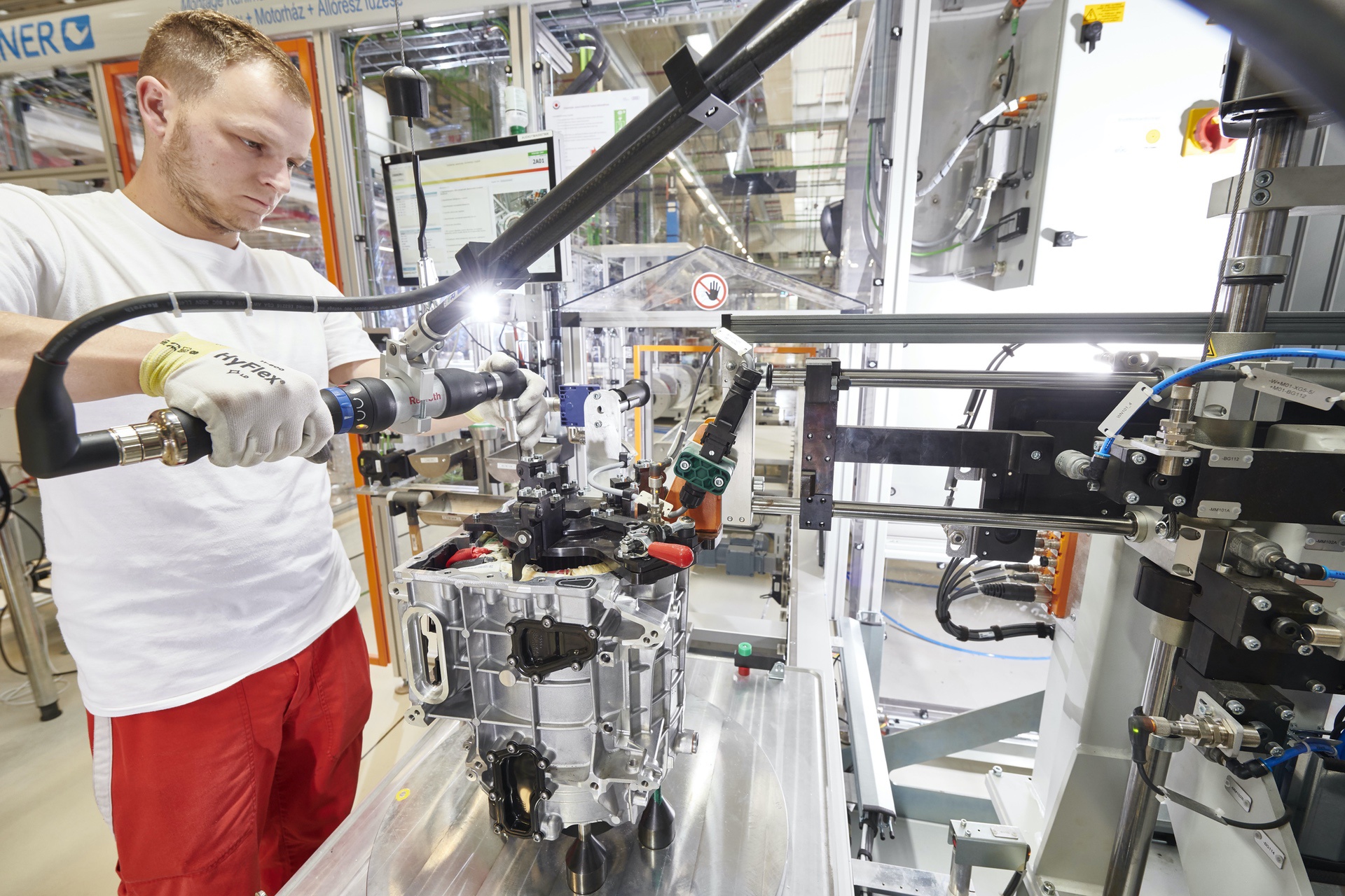 New era: Audi Hungaria starts  series production of electric mot