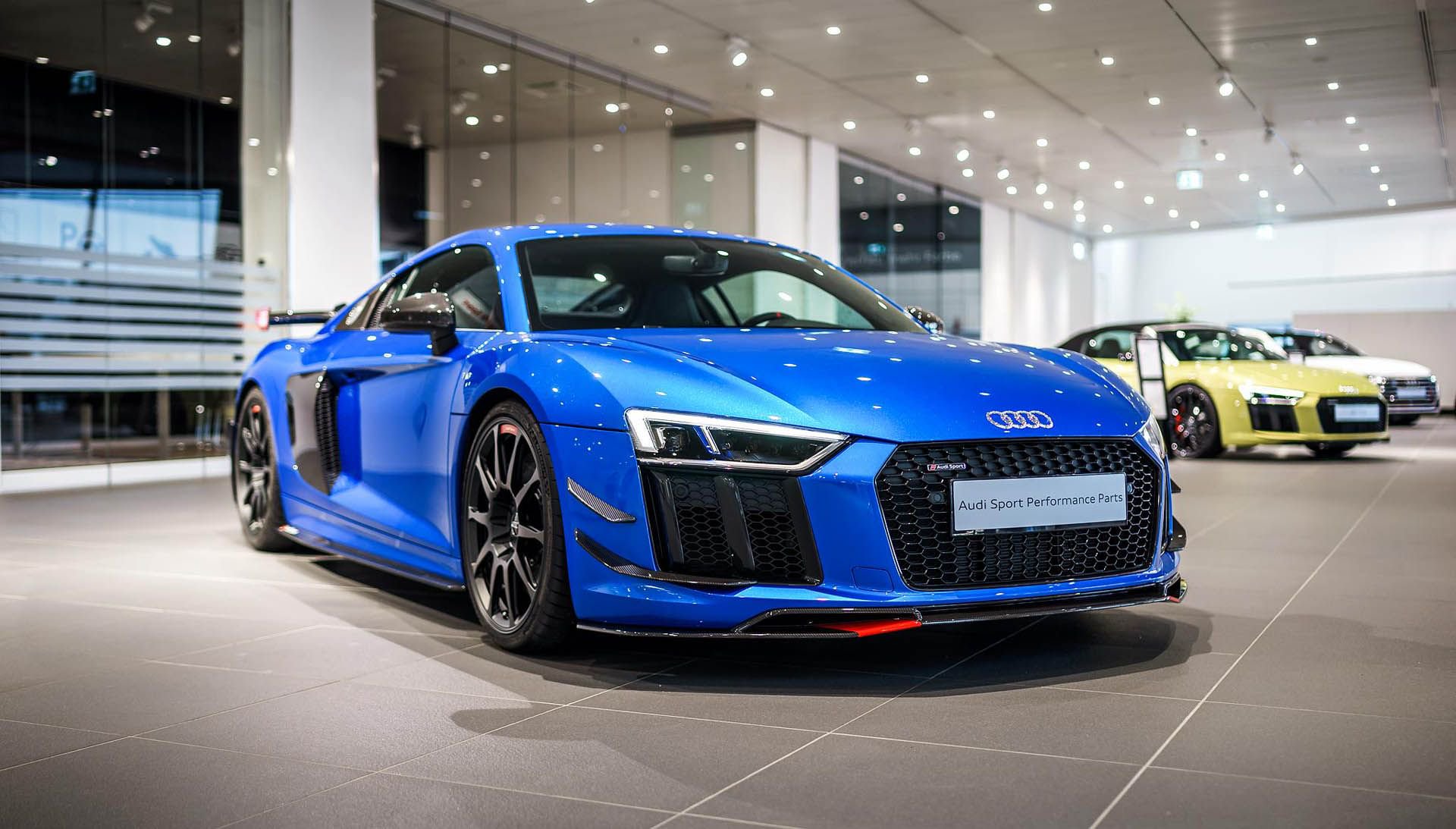 Audi_R8_V10_Plus_Performance_Parts_0002