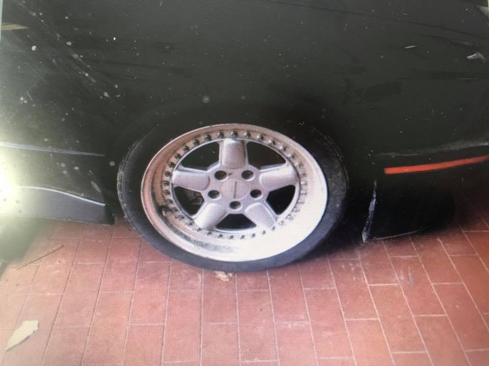 Barnfind_BMW_M3_E30_Sport_Evolution_0003
