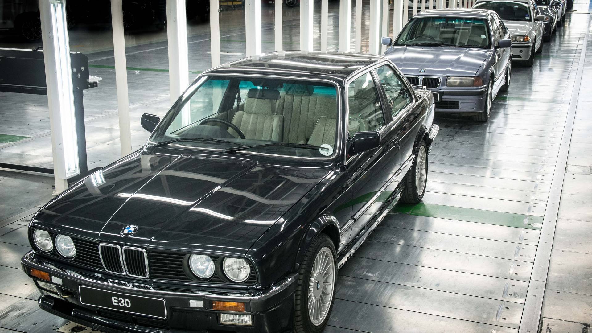 BMW_3_Series_built_Rosslyn_factory_South_Africa_0004