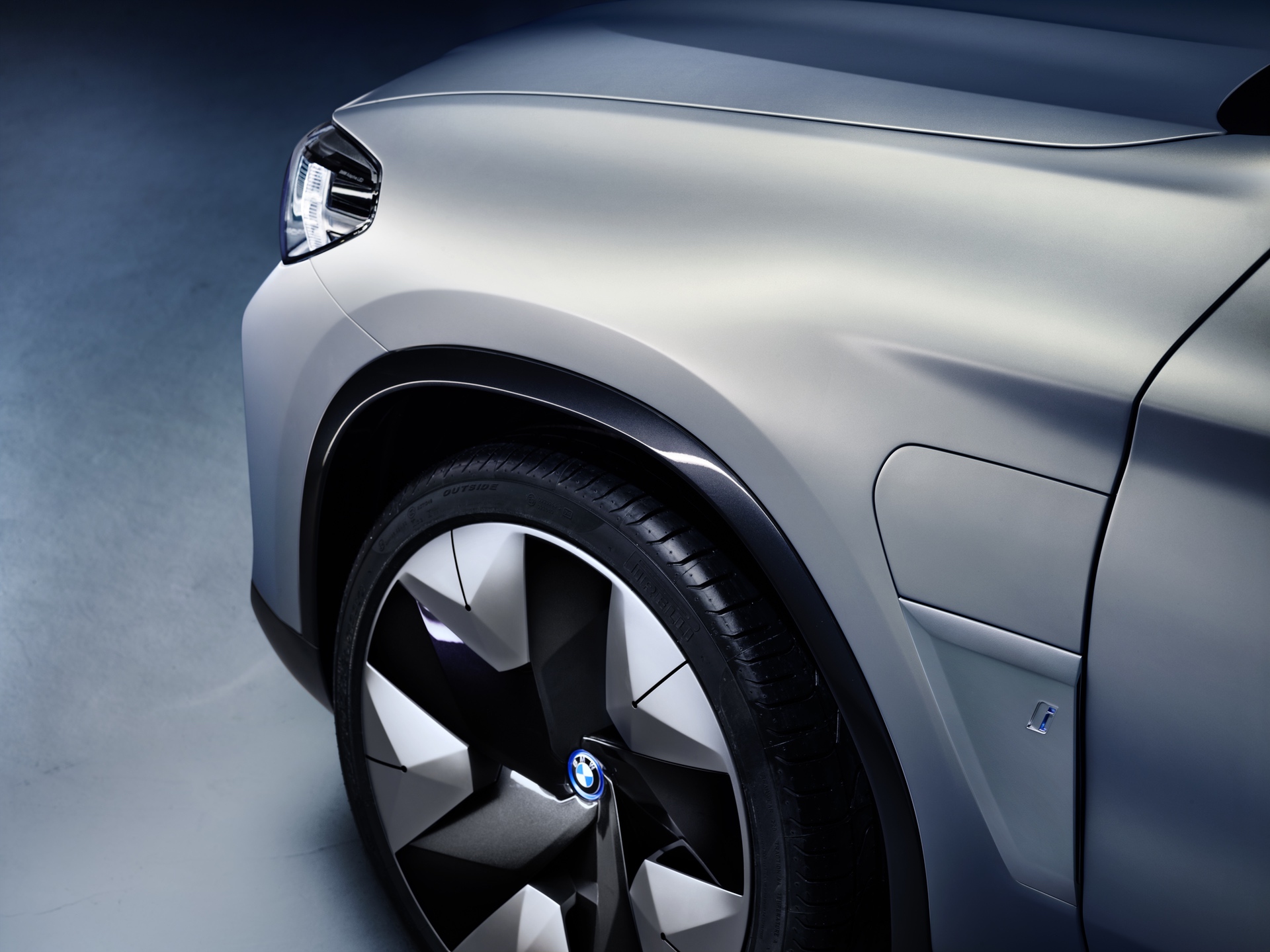 BMW_iX3_Concept_0009