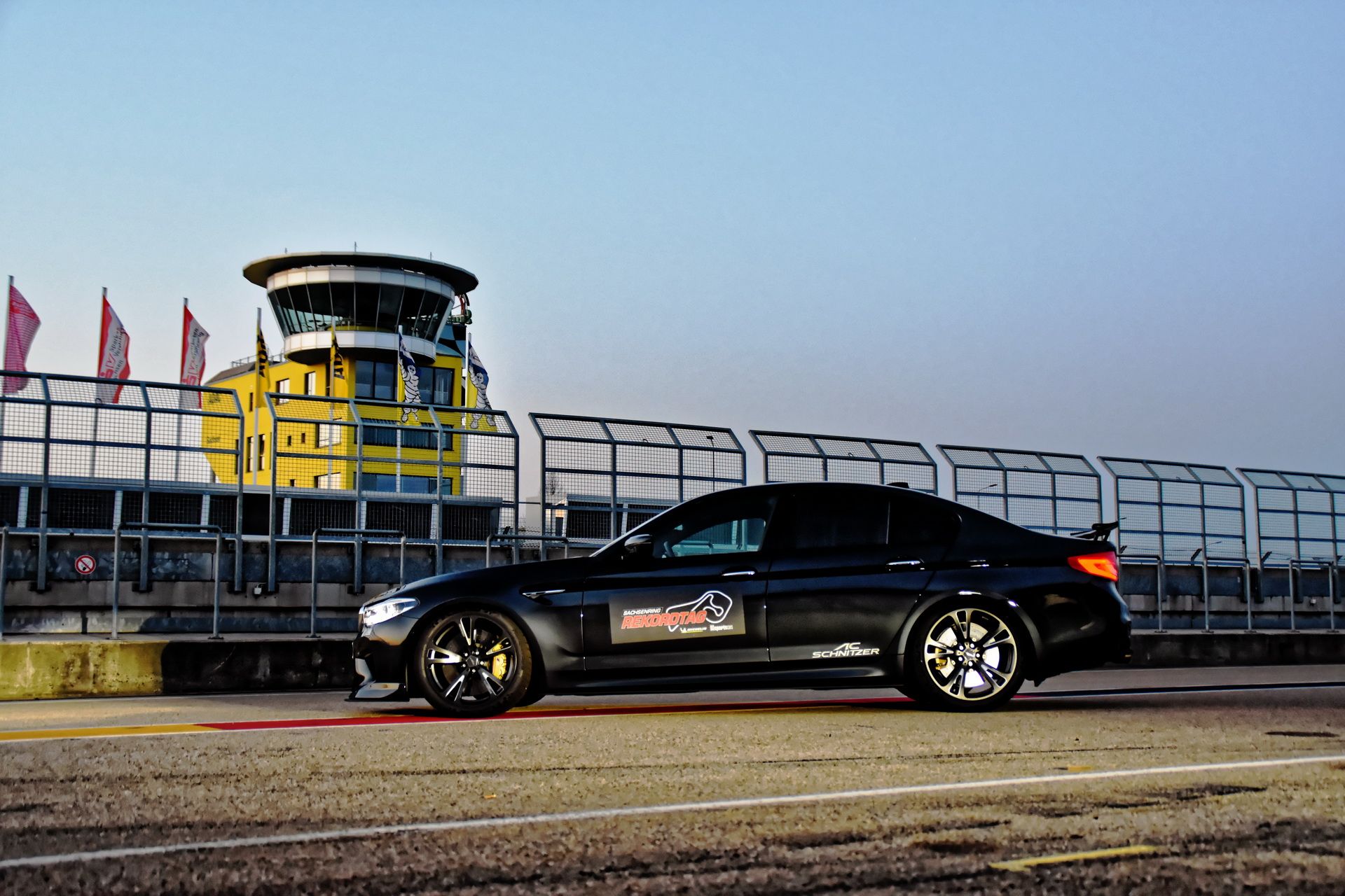 BMW_M5_Prototype_by_AC-Schnitzer_Sachsenring_0008