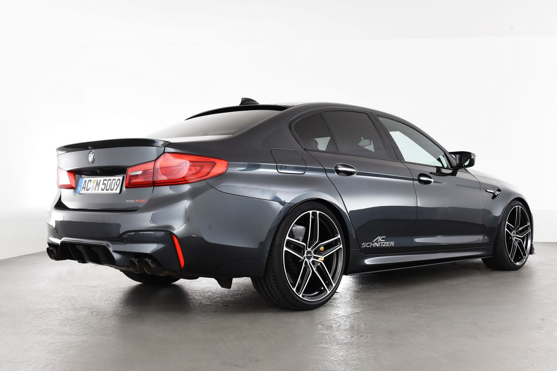 BMW_M5_Prototype_by_AC-Schnitzer_Sachsenring_0018