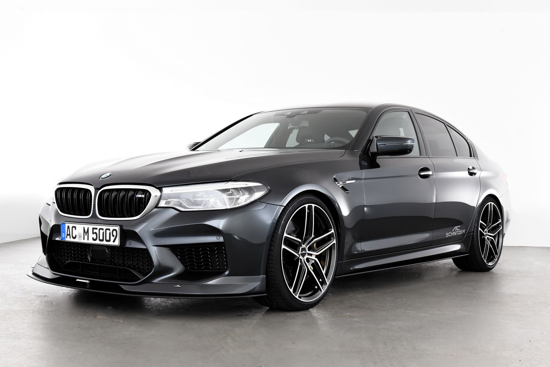 BMW_M5_Prototype_by_AC-Schnitzer_Sachsenring_0019