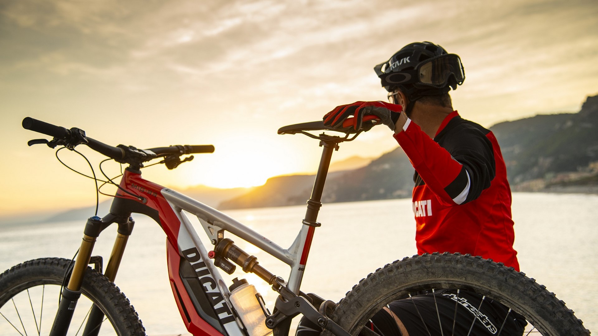 Η Ducati παρουσίασε το Ducati MIG-RR, ένα mountain bike με ηλεκτρική υποβοήθηση - Autoblog.gr