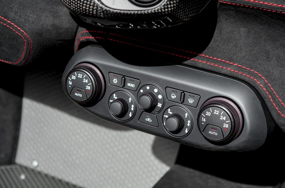 Ferrari_458_Speciale_A_for_sale_0028