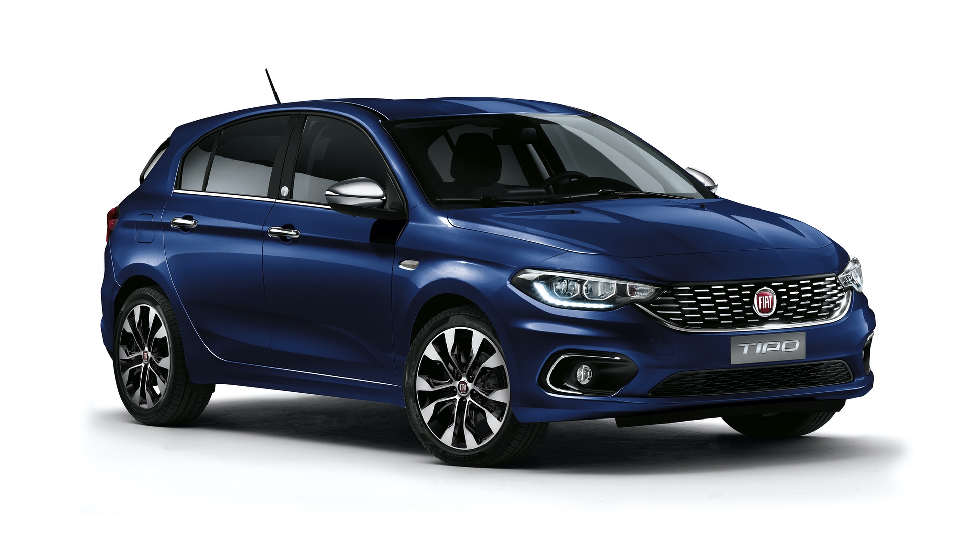 181105_Fiat_Tipo_Mirror_8