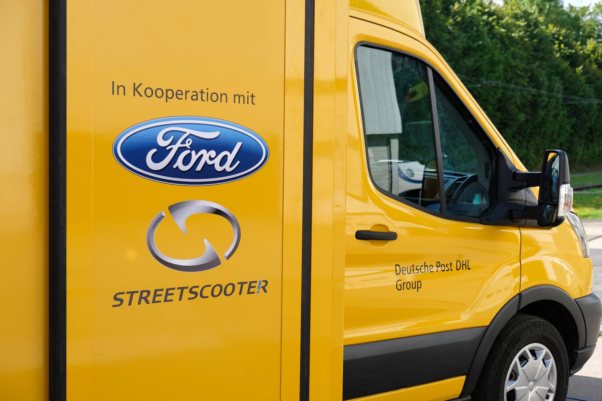 Deutsche Post DHL Group and Ford Unveil the Early Build StreetSc