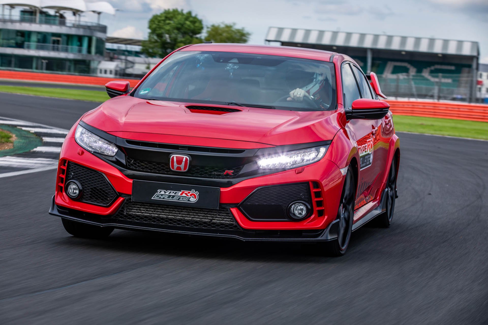 Honda Civic Type R Silverstone Record (1)