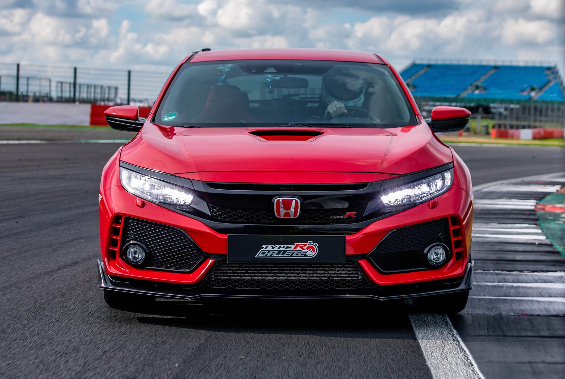 Honda Civic Type R Silverstone Record (3)