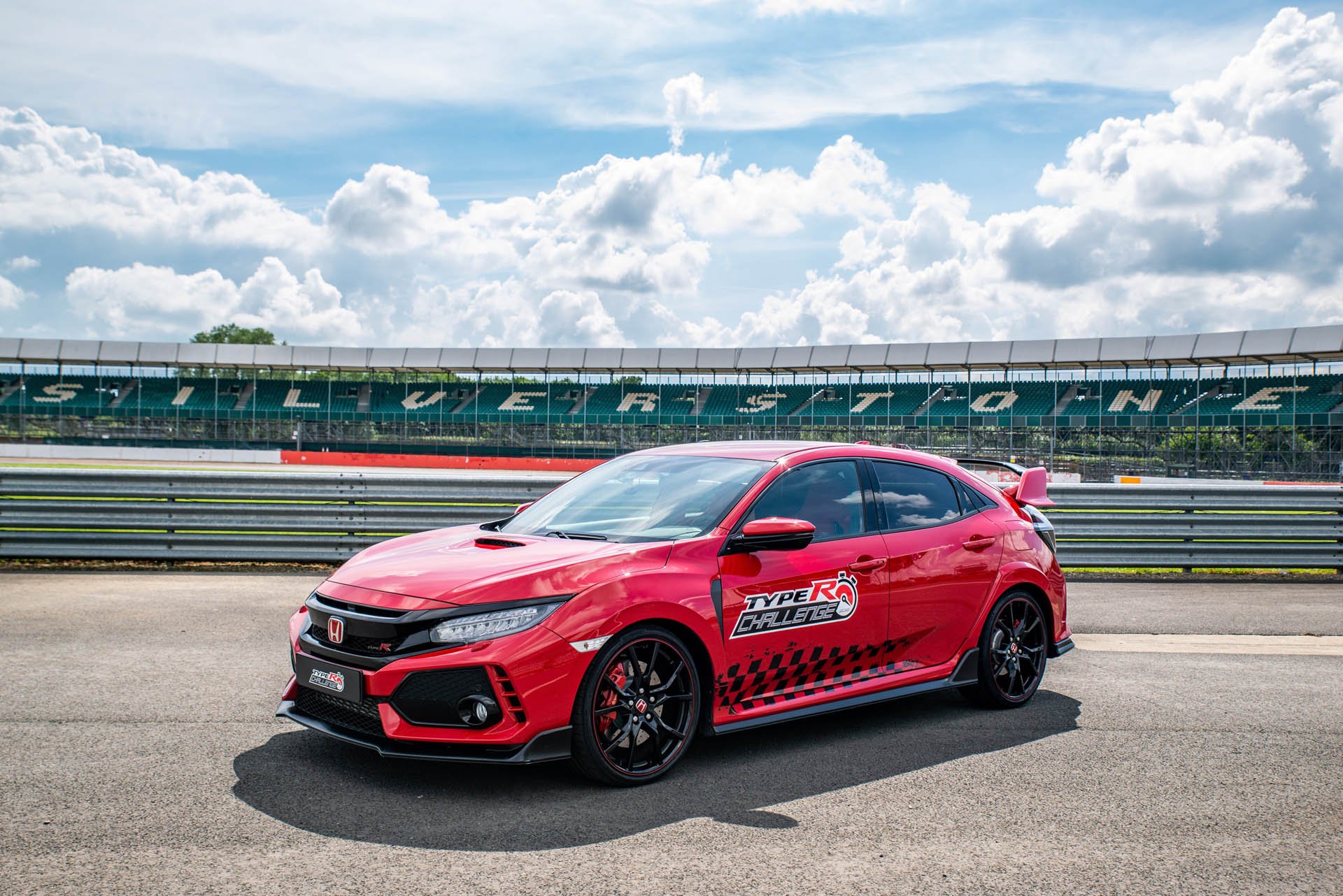 Honda Civic Type R Silverstone Record (4)