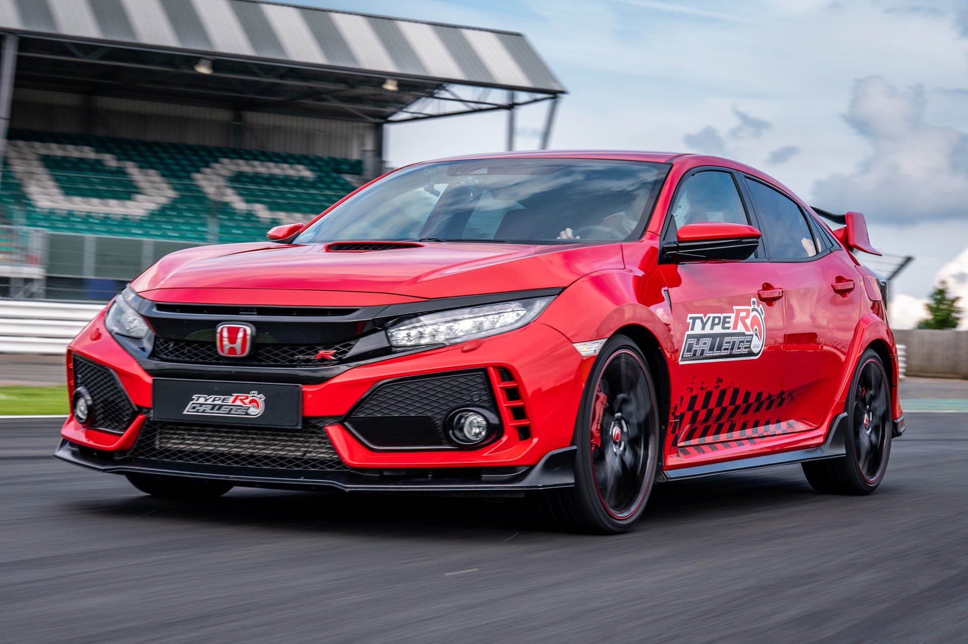 Honda Civic Type R Silverstone Record (5)