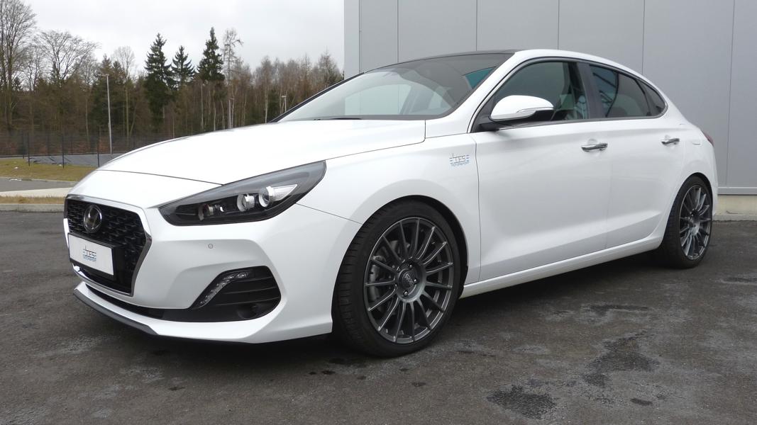 Hyundai_i30_Fastback_Boes_Motorsport_0000
