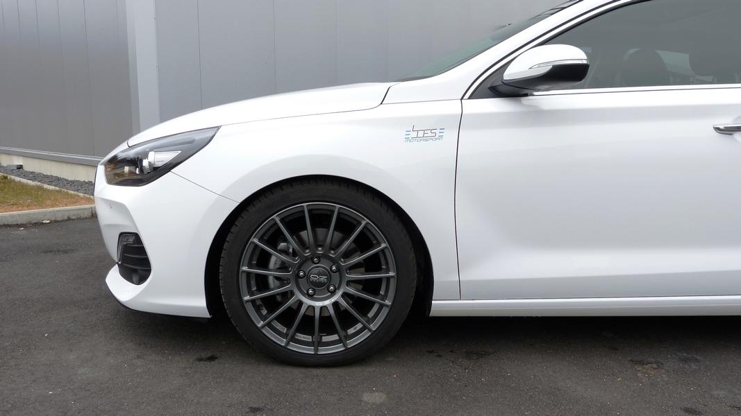 Hyundai_i30_Fastback_Boes_Motorsport_0002
