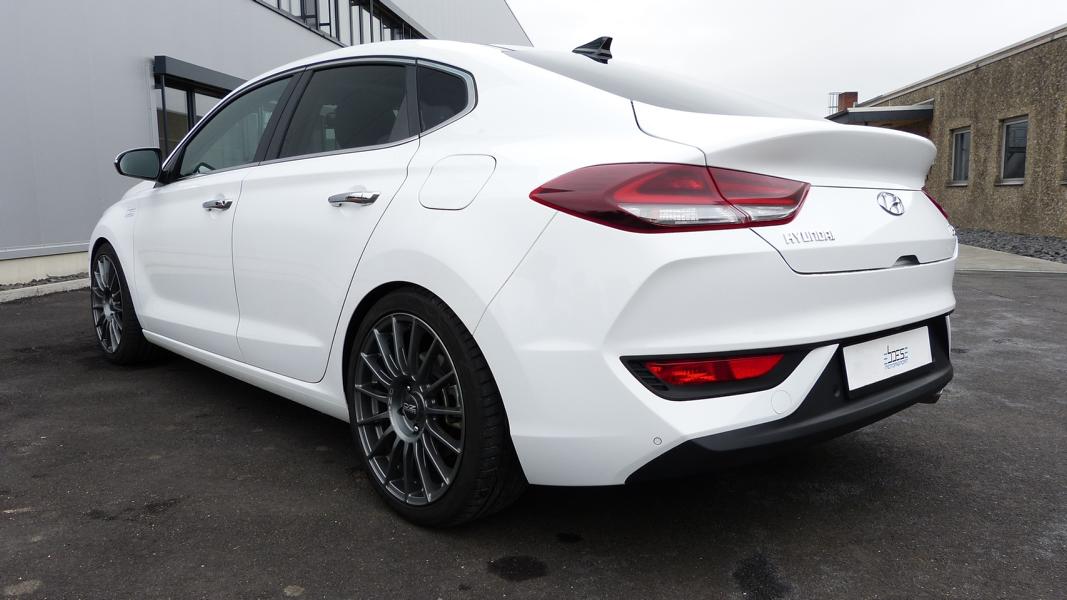 Hyundai_i30_Fastback_Boes_Motorsport_0005