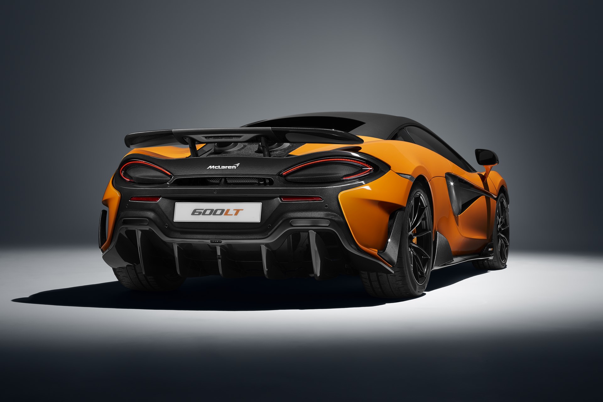 McLaren 600LT (2)