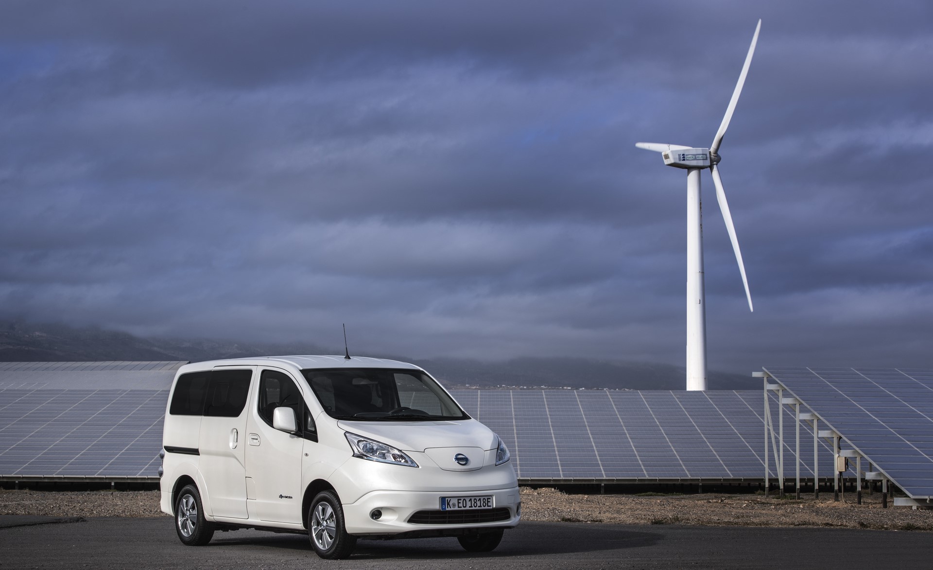 The upgraded Nissan e-NV200: The LCV market game changer. Zero-emissions van, now goes further than ever on a single charge